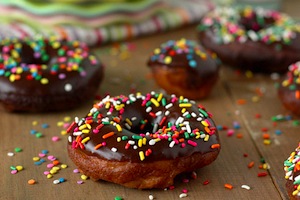 doughnuts-with-chocolate-glaze-5